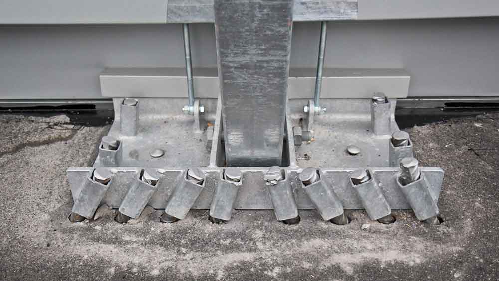 Verankerungsarten für Stahlhallen