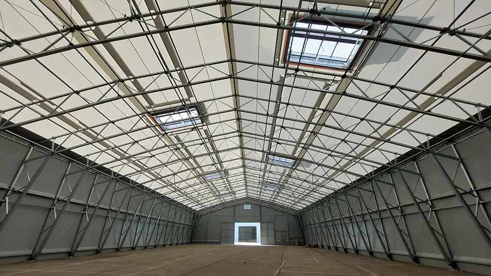Lüftung von Zelt- und Paneelhallen: So sorgen Sie für optimale Belüftung Ihrer Halle