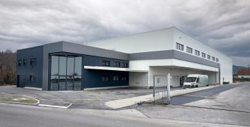 Mehrzweckhalle für ein Produktionsunternehmen